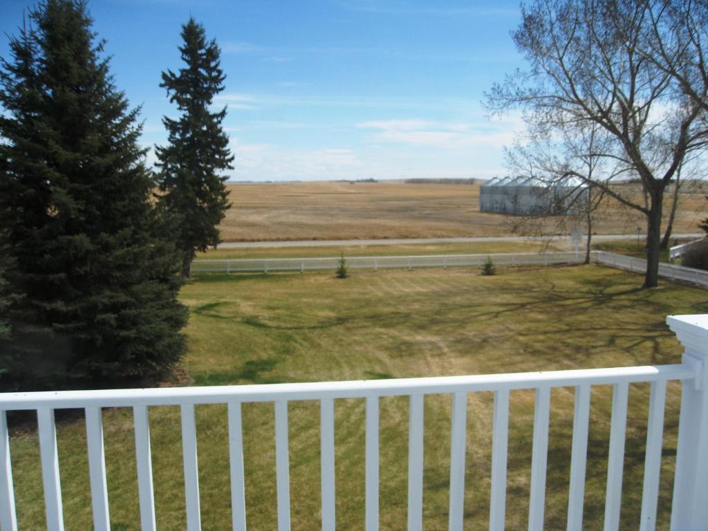 Sproule Heritage Bed & Breakfast Strathmore Extérieur photo